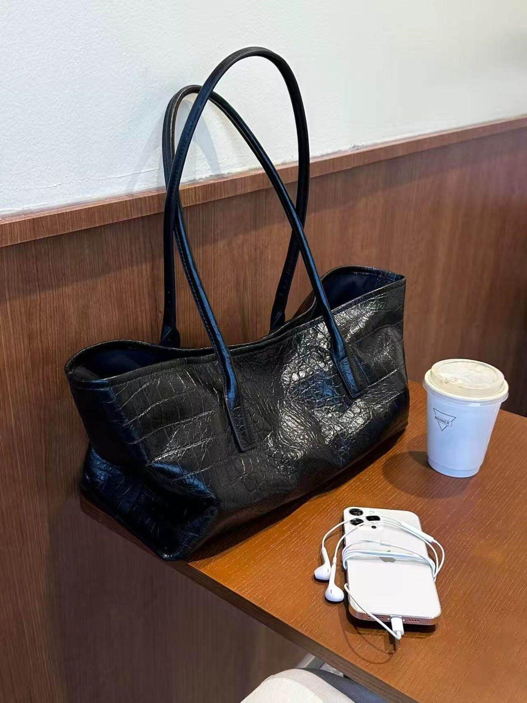 Black Croc Pattern Large Tote Bag