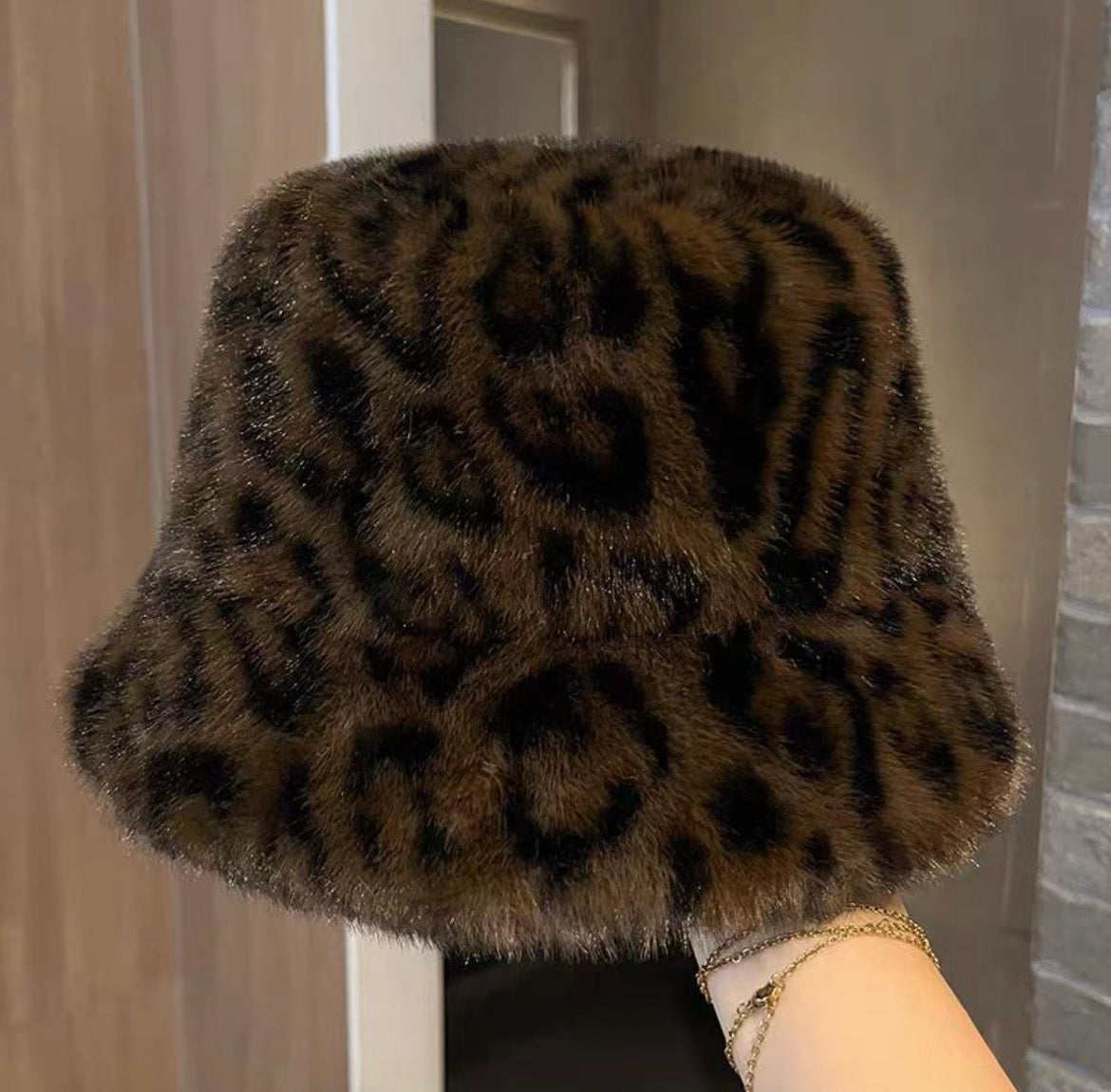 Retro Leopard Print Plush Wool Fisherman Hat