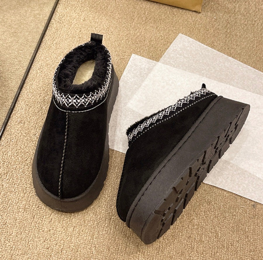 Plush Winter Snow Boots